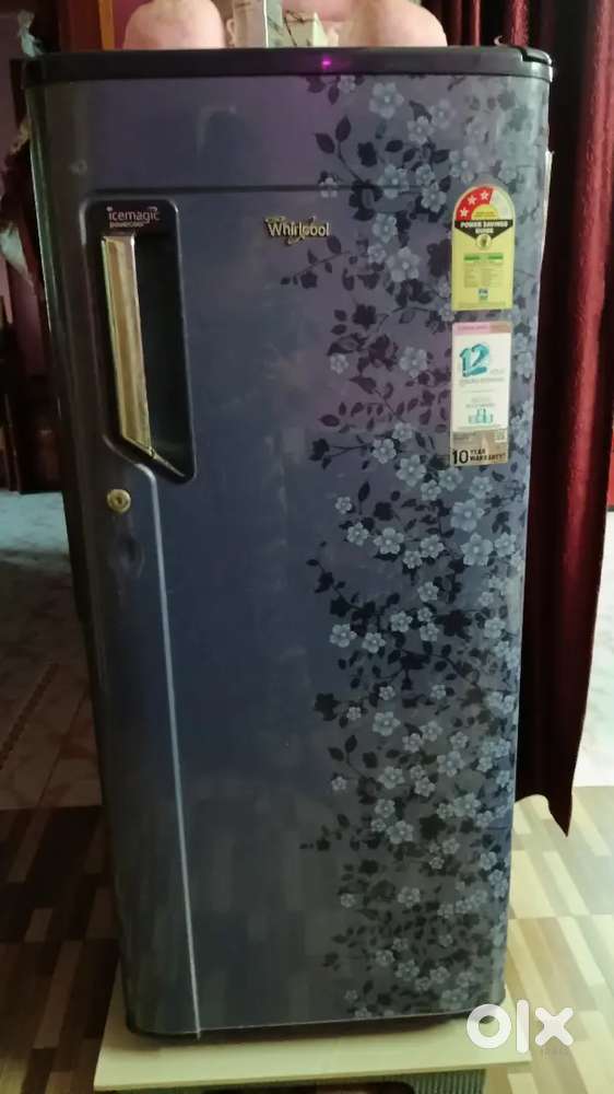220 litre fridge Whirlpool singer door