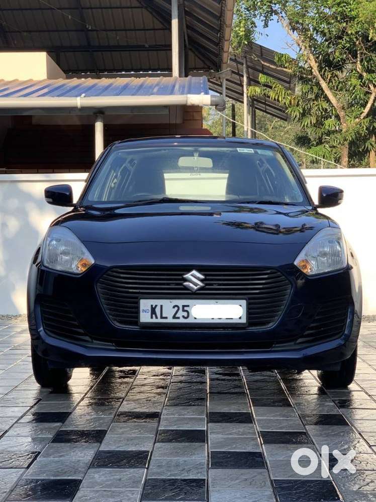Maruti Suzuki Swift VXi + Manual, 2021, Petrol