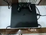 PS4 1tb black  colour with one game