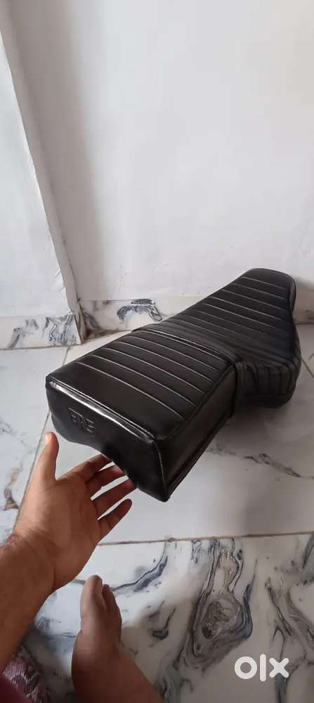 Royal enfield G2 (indori seat) new seat