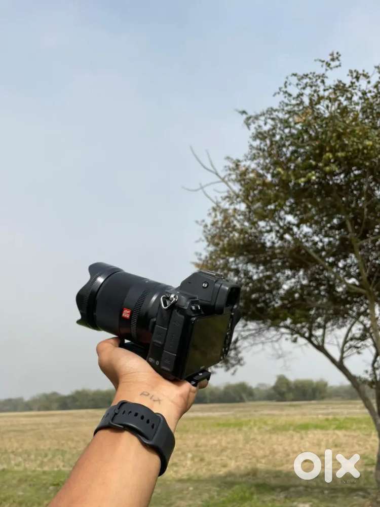 Veltrox - 24MM  1.8
Bill-Box available…
Showroom condition…