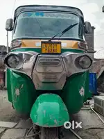 Bajaj maxima xwide
