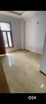 Female Room partner
