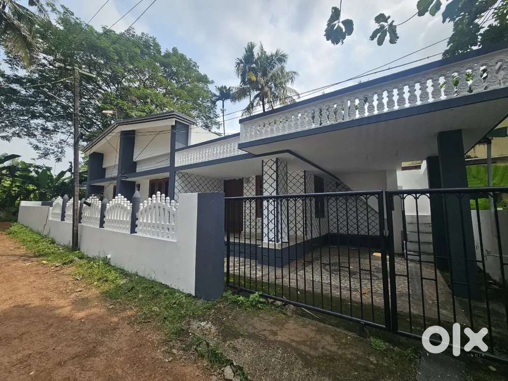 2 BHK INDEPENDANT HOUSE FOR SALE NEAR ALUVA