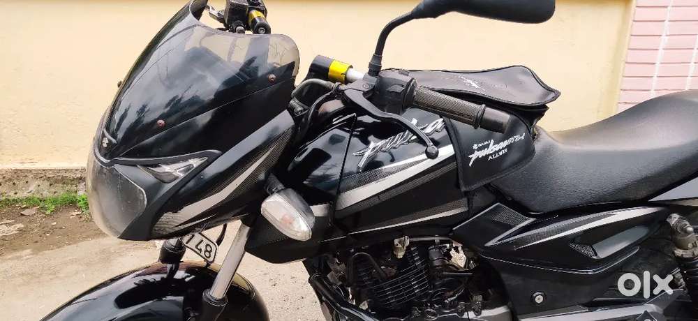 Bajaj pulsar 150 black  ABS model