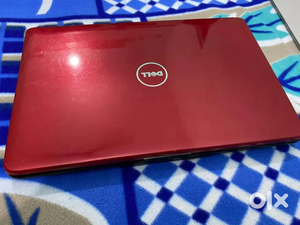 Dell Laptop 4gb ram 320gb hard disk ₹9000