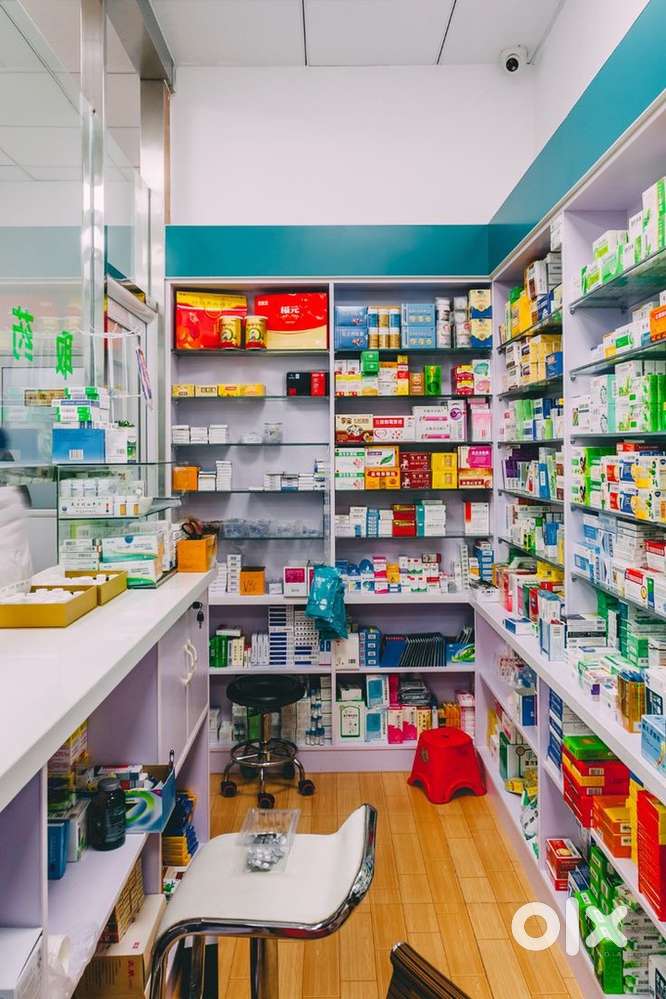 Medicine shop worker