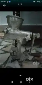 Metal juicer