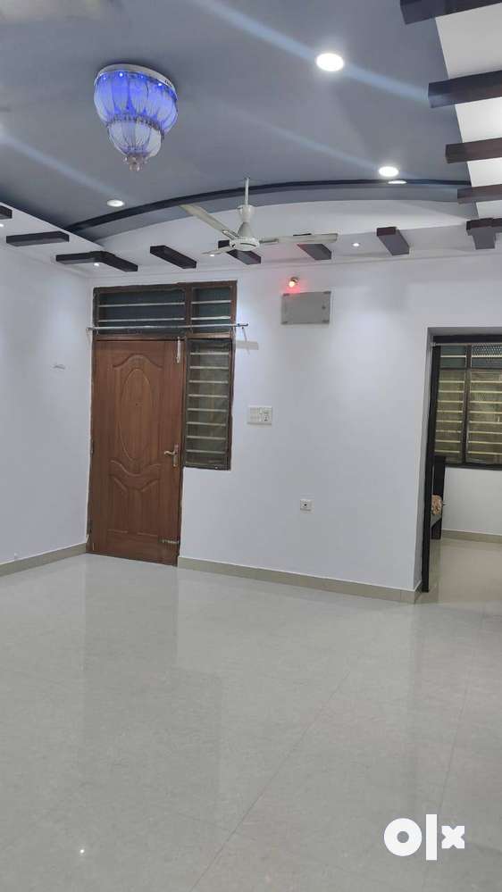 Flat for Rent 3BHK - 3rd Room Small - Al Hasnath Colony Tolichwoki