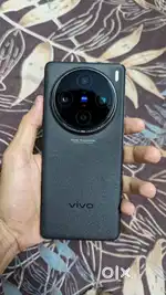 1 YEAR OLD VIVO X100PRO MINT CONDITION