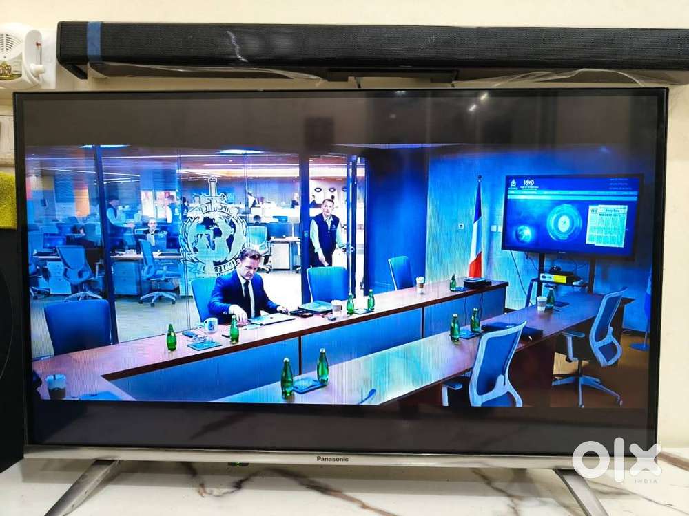 PANASONIC 32 INCH LED TV