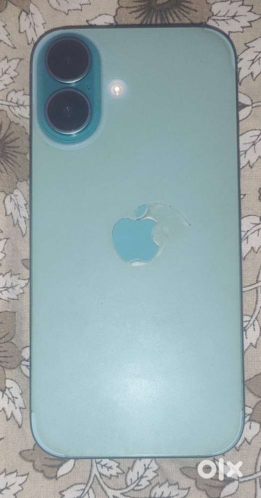 Iphone 16 [ 5 months Old]