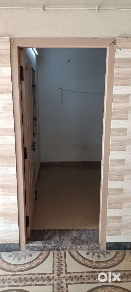 Family-Only 1 BHK House  Borewell & Drinking Water  Bike Parking