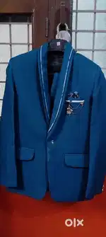 Beautiful Coat pant in blue colour