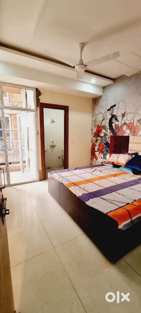 2bhk flat semi furnished