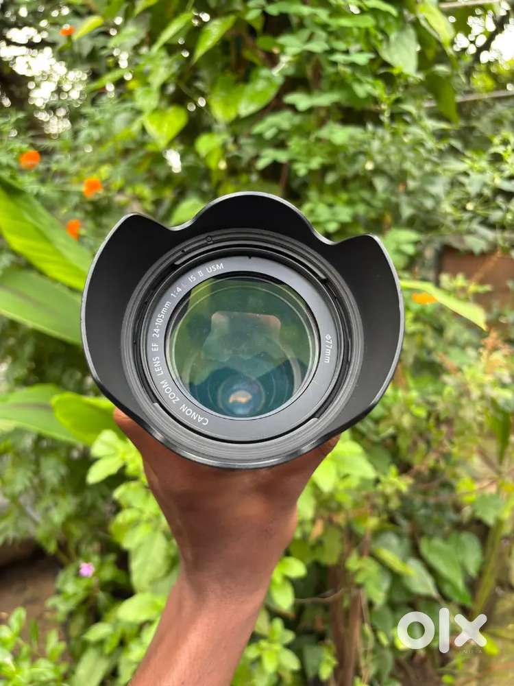 EOS 6D Mark 2 Whit 24 - 105 mm is 2 lens