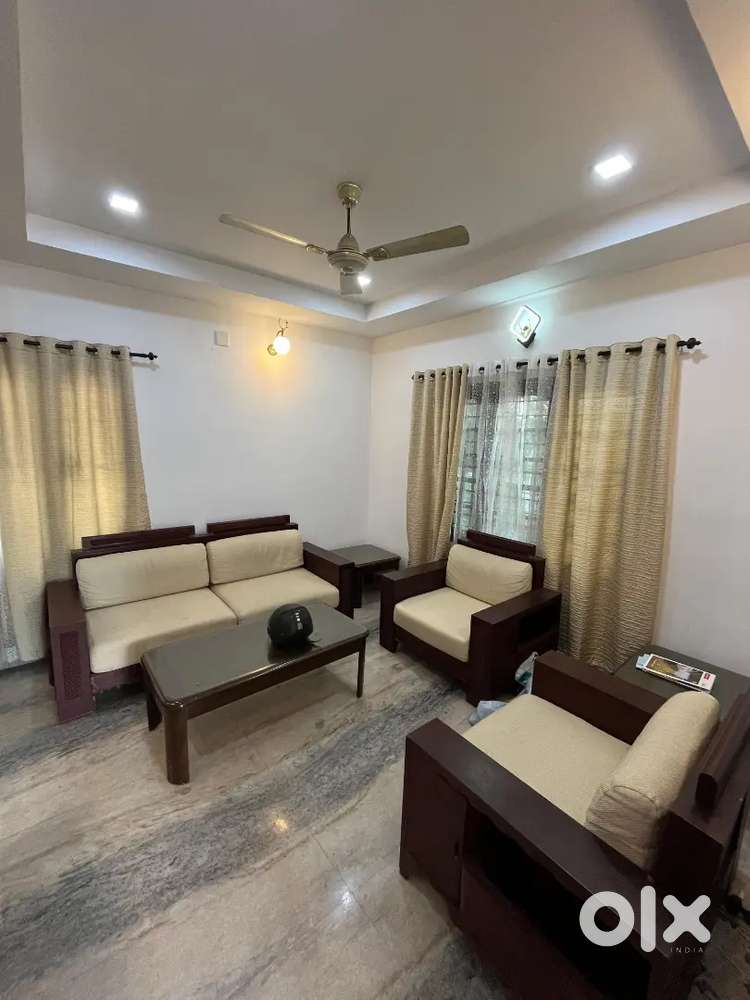 4 bhk fully furnished posh house