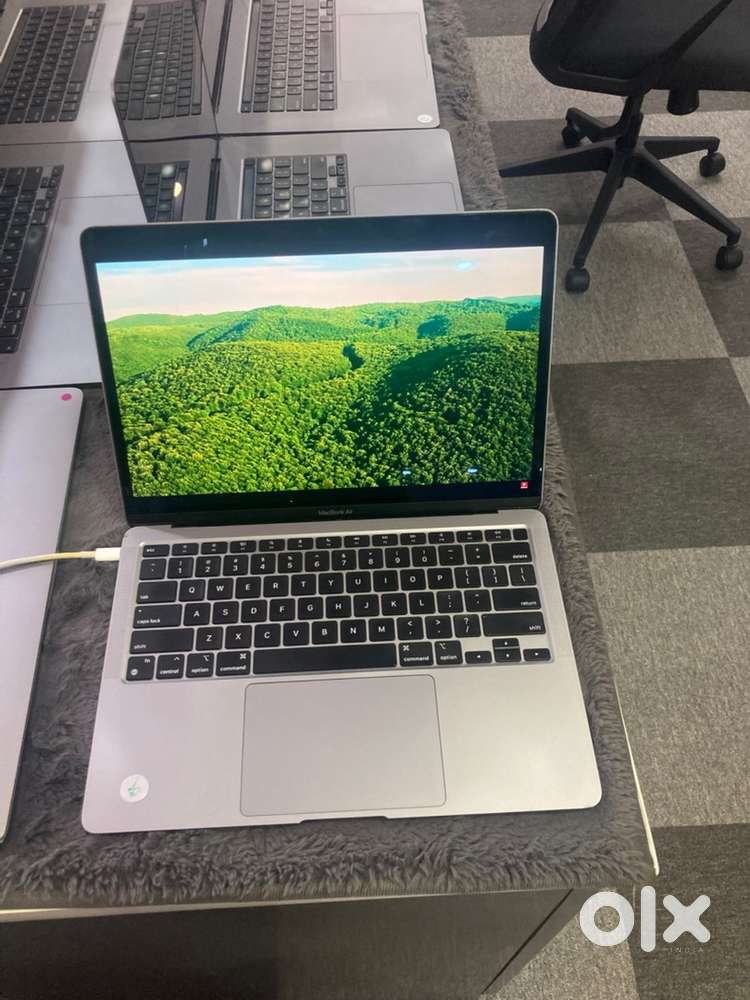 Apple MacBook Air 13inch M1 2020 A2337 Camera Not Working Display Line