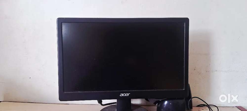 Acer computer with cpu and keyboard and mouse moniter and etc