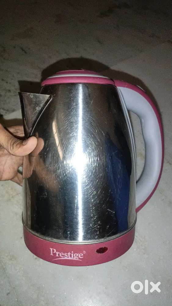 Prestige 1.8 litre electric kettle, brand new condition, almost new