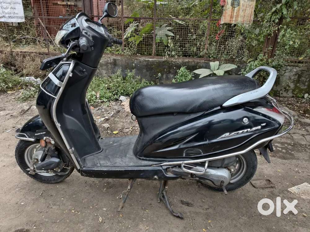Honda Activa 2018. black colour. Good condition. Tight engine