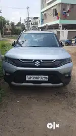 Maruti Suzuki Brezza 2022 Petrol 40000 Km Driven, sunroof