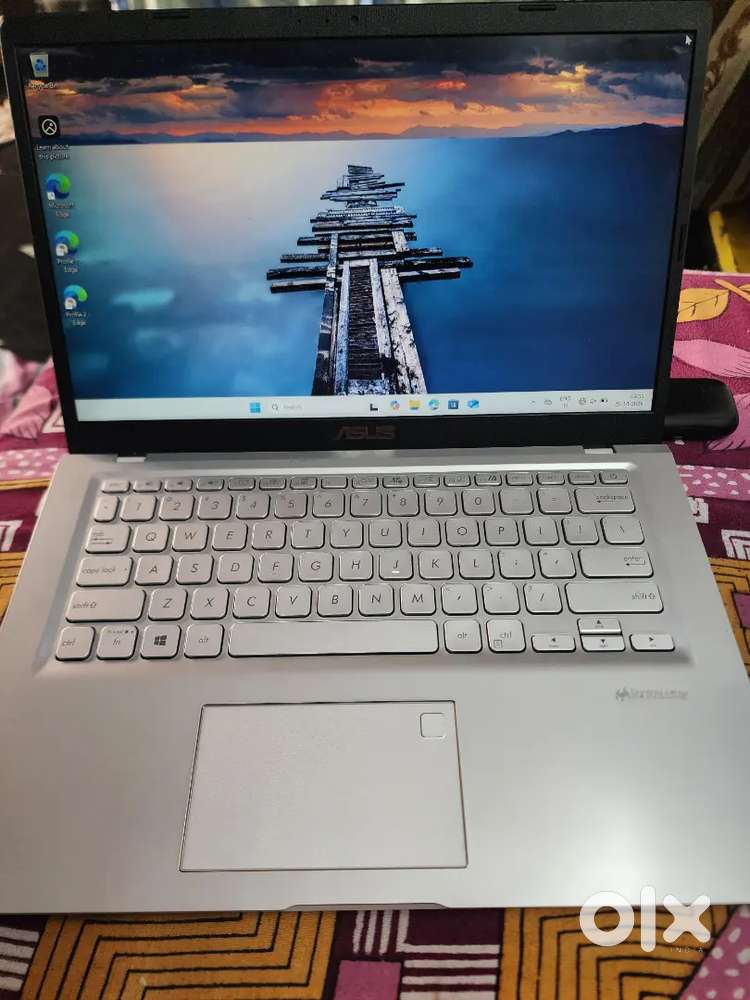 ASUS laptop