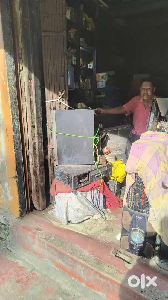 Rashbehari avenue shop available