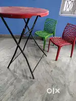 Standing table and chair