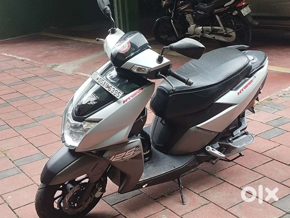 TVS NTORQ MATTE SILVER 125