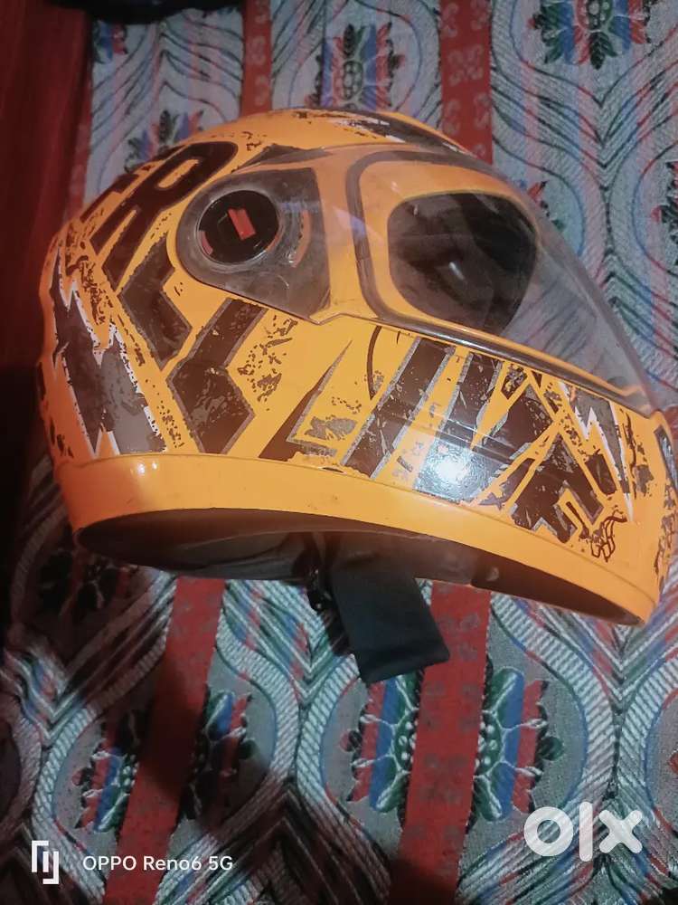 Sports helmet