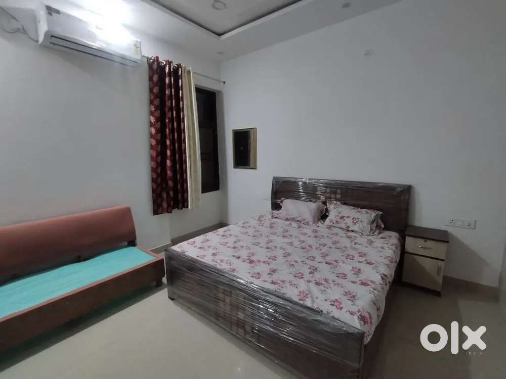 1 bhk newly build all accessories new adjoining gandhi nagar