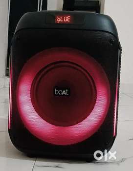 boAt Partypal 220 with 80 W 
Bluetooth Party Speaker