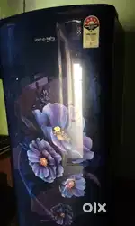 VOLTAS BEKO 208 L