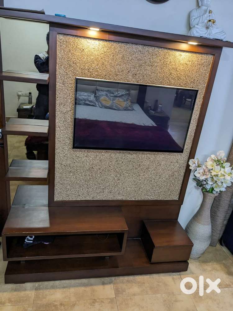 television cabinet