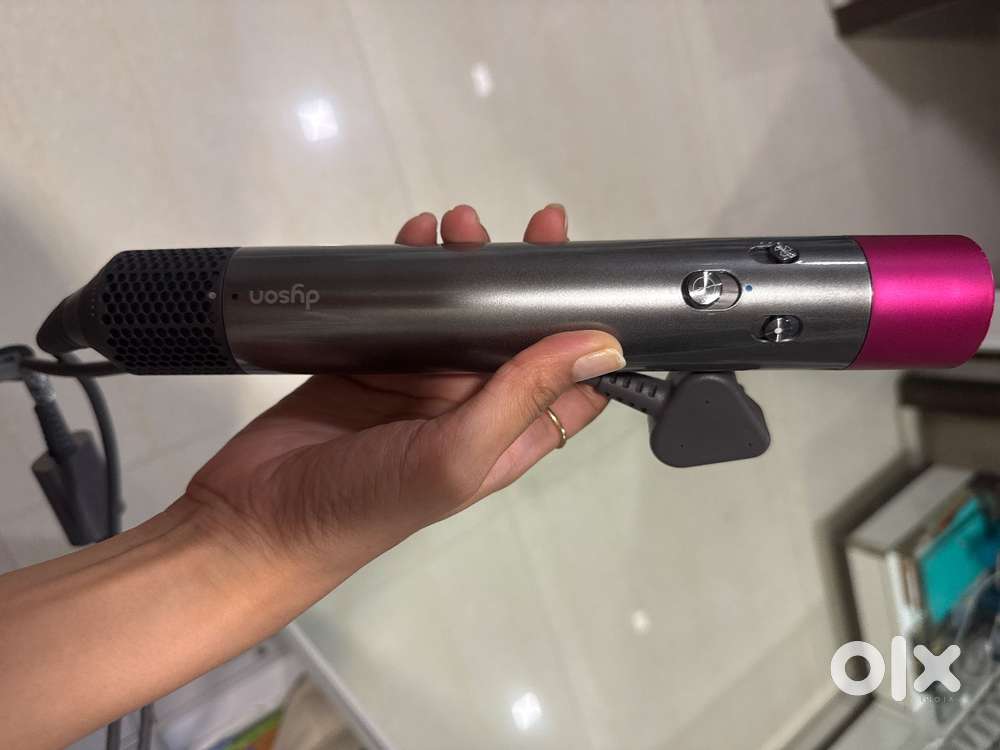 Dyson Airwrap with all attachments