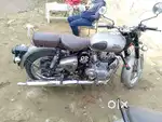 Royal Enfield classic 350 gray color in good condition just in 165000