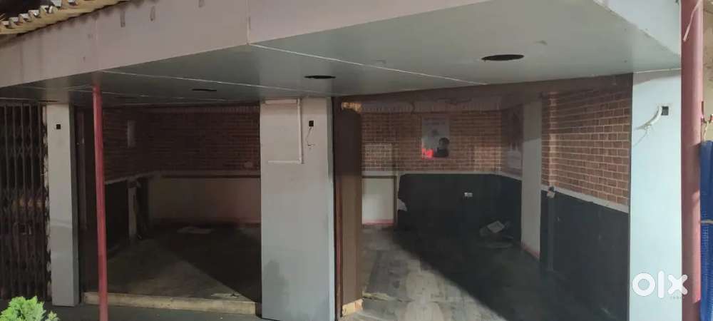 Unfurnished shop for rent at chinerperk atghora location main road