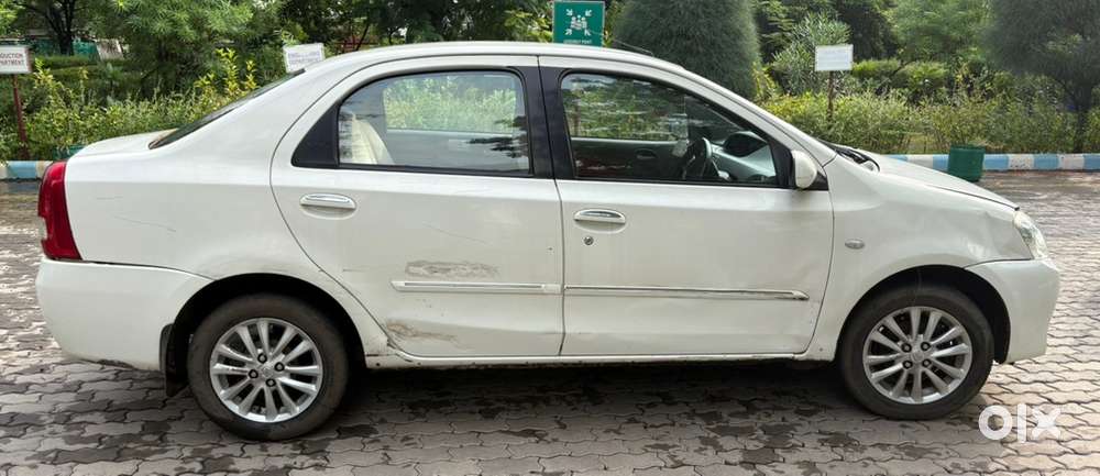 Toyota Etios 2011 Petrol Well Maintained