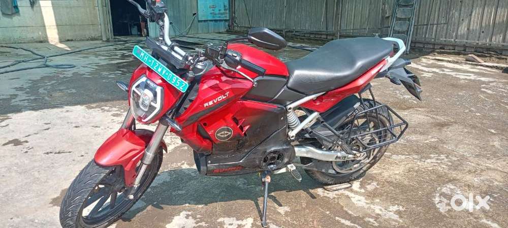 revolt,rv400,1.2 year