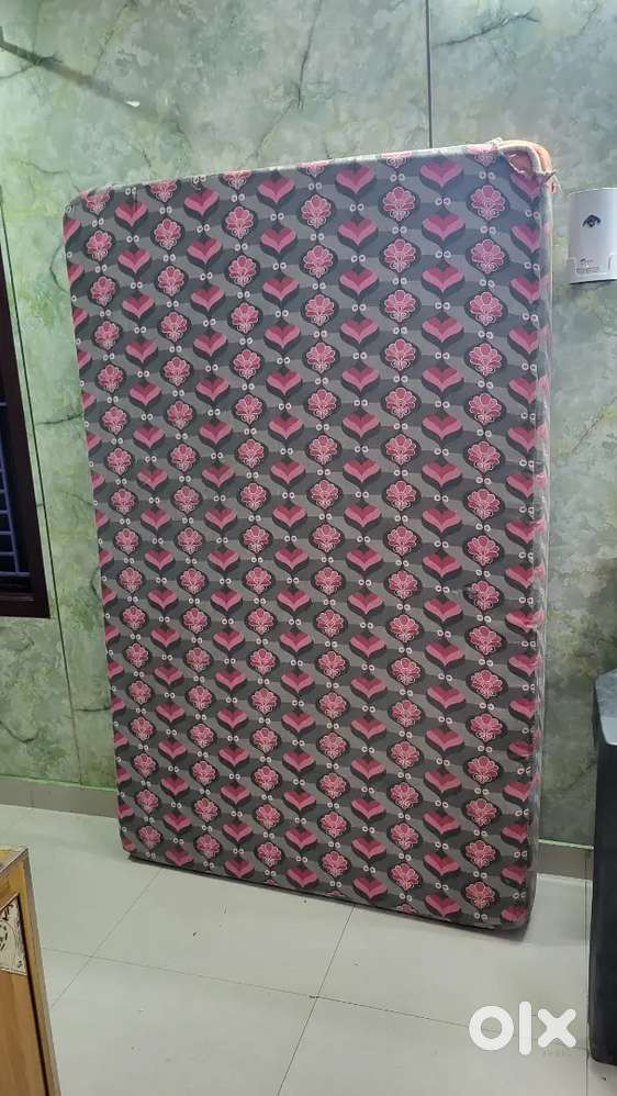 Excellent condition bed