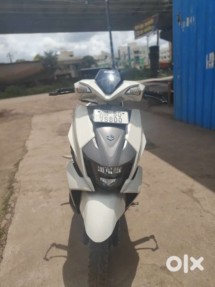 Suzuki Avenis top model BT model Doctor use