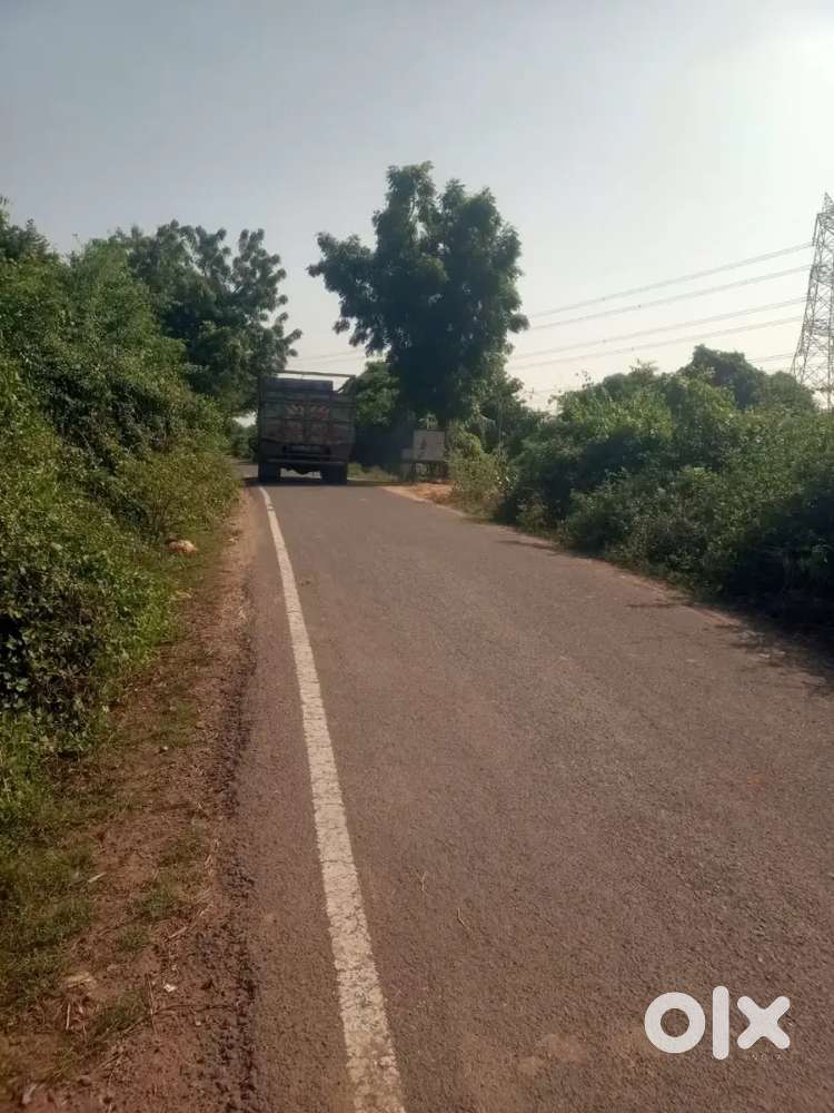 Near savli manjusar namishra road ,66 gutha ,70000s.ft