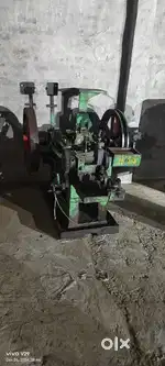 Machine nut bolts