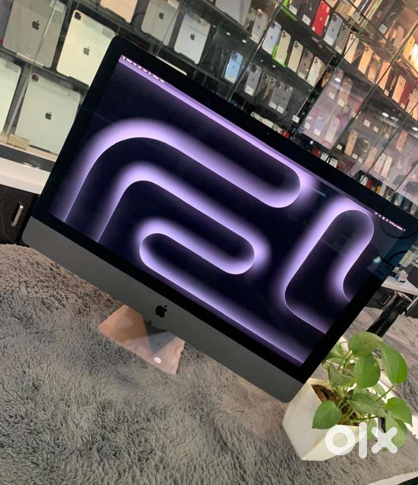 Apple iMac Pro / 27inch / 64GB RAM / 1TB SSD / 8GB graphics / Warranty