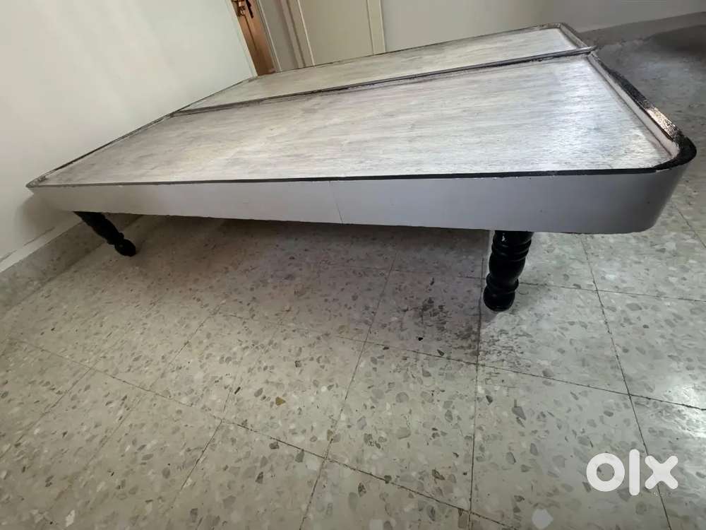 Wooden beds in Great Condition