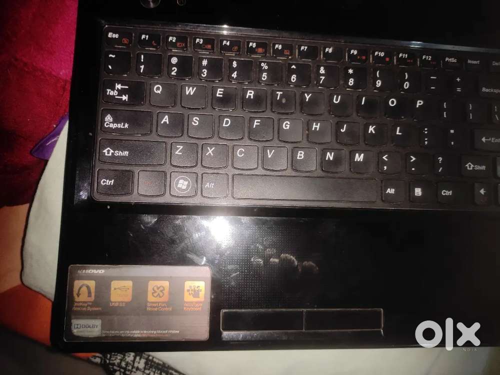 For Sale: Lenovo Laptop – Intel i3, 8GB RAM (Needs Display Repair)