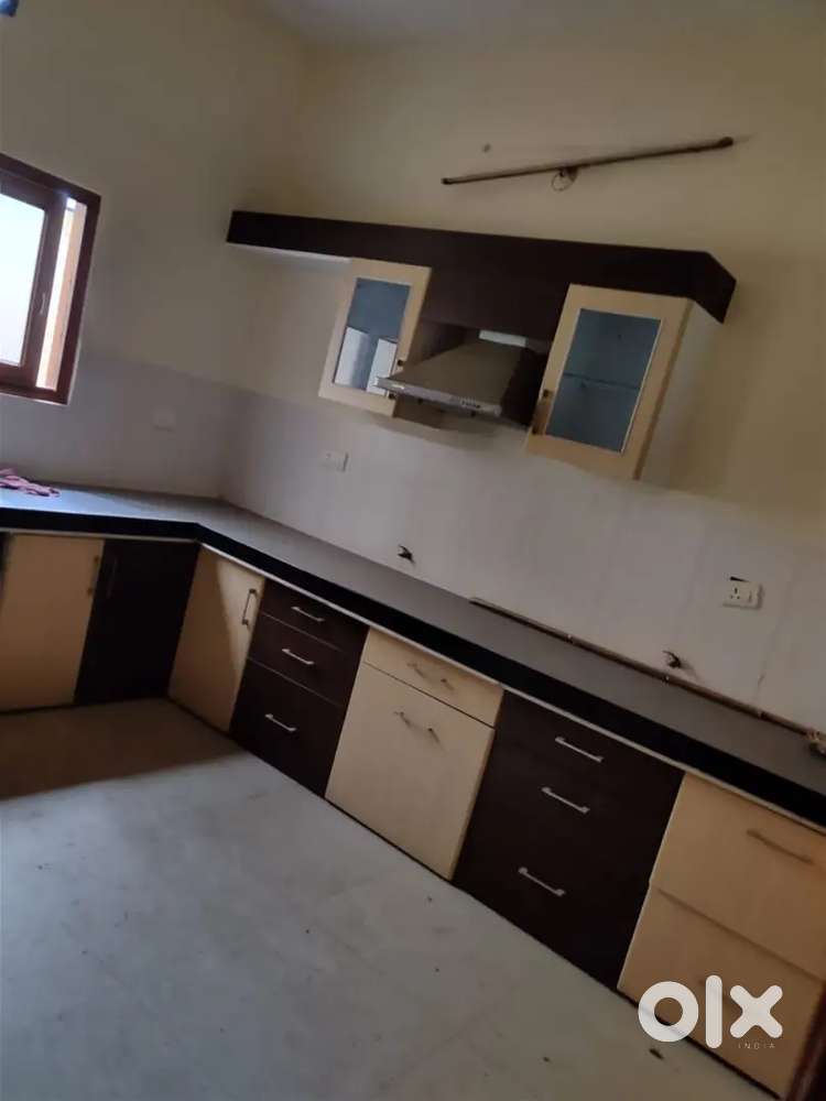 INDEPENDENT 3 bhk Ground floor NEAR KIBS HOSPITAL MAHALAXMI NAGAR