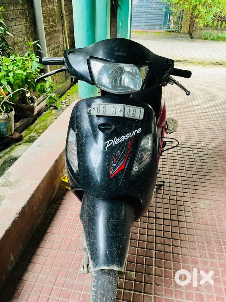 I want to sell my pleasure scooty(15000)