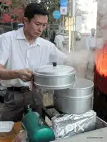 Momos seller